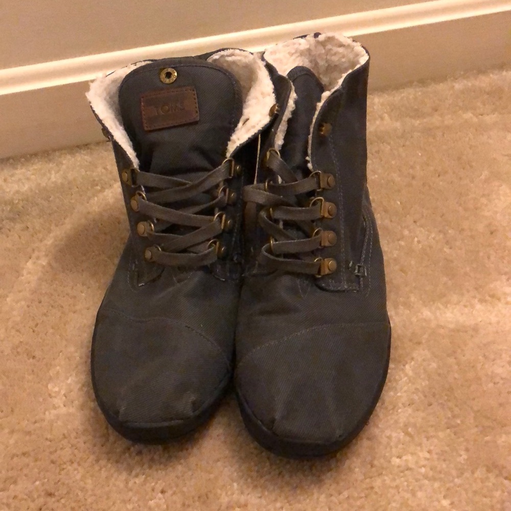 Tom's Ankle Shoe